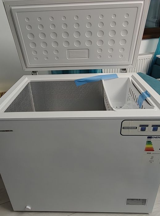 Ladă frigorifică Heinner HCF-205NHF+, 198L, nouă, neutilizată