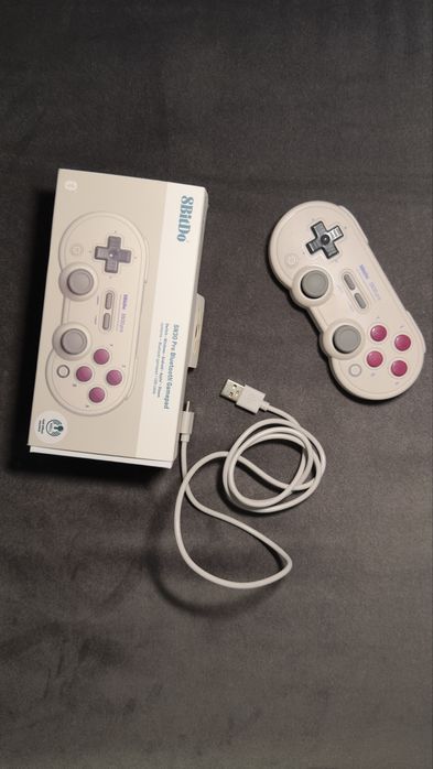 8BitDo SN30 Pro Bluetooth Controller