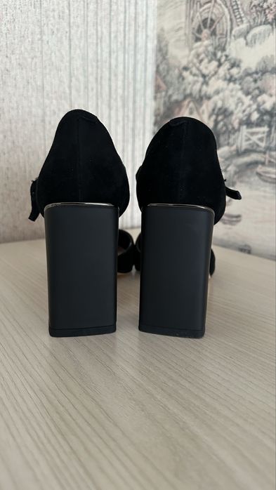 Туфли новые