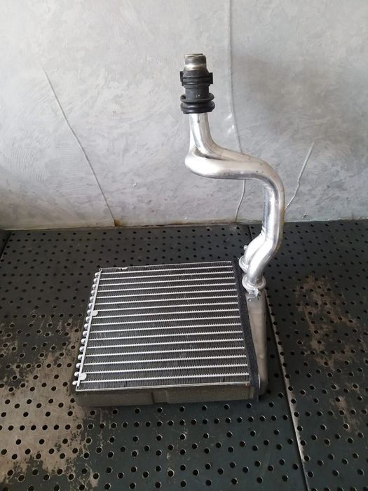 Radiator calorifer apa bord vw touran 1t 1k0819031a