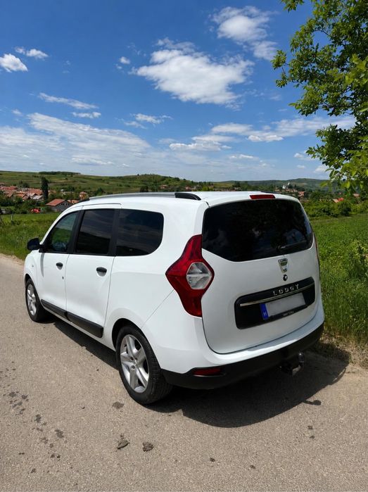 DACIA Lodgy 2021 — imagine 2