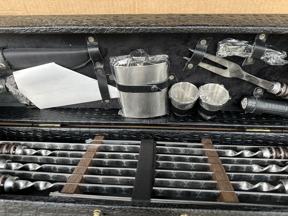 Шашлычный набор (новый) с флягой