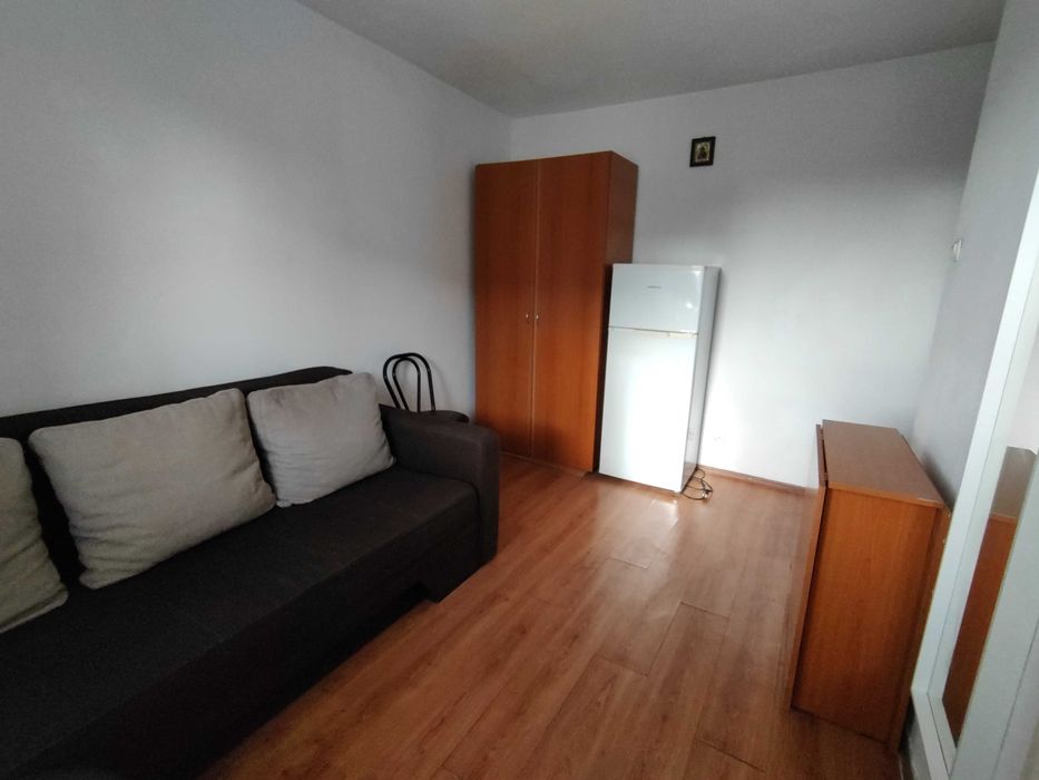 Garsoniera de inchiriat, zona Alba Iulia Sector 3