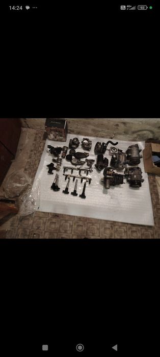 Двигатель по запчастям