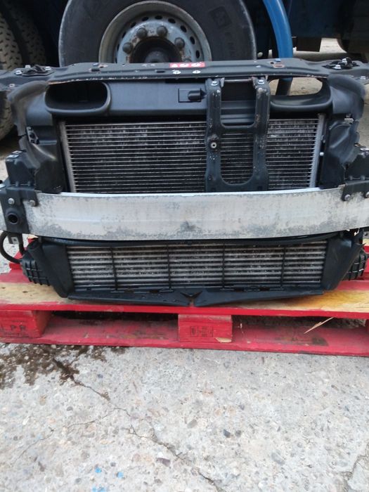 Маска с радиатори и перка за Мерцедес C class w203 и CLK w209