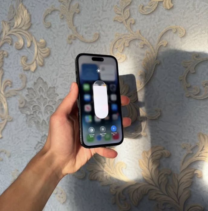 Продам Iphone 14 pro