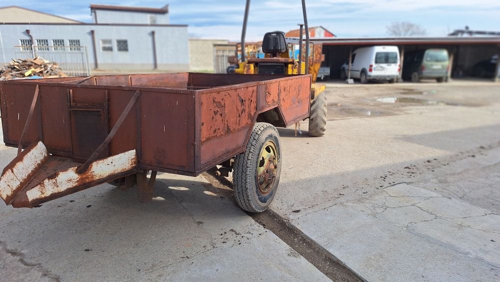 Ремарке за трактор