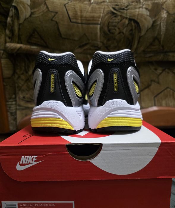 Nike Pegasus 2005