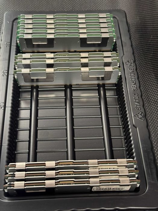 Memorie RAM Server Samsung 32GB DDR3 ECC Load Reduced 1866MHz LRDIMM.