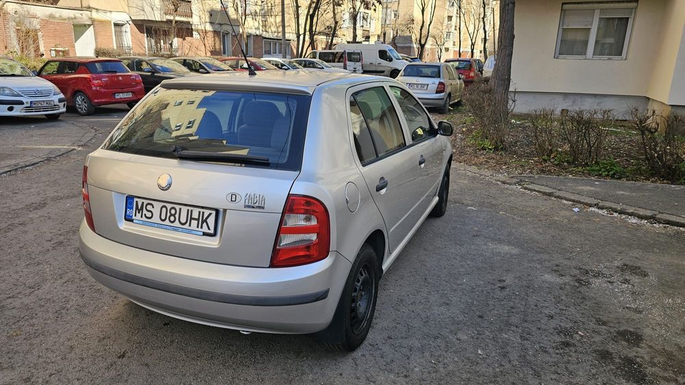 Vând autoturism Skoda Fabia