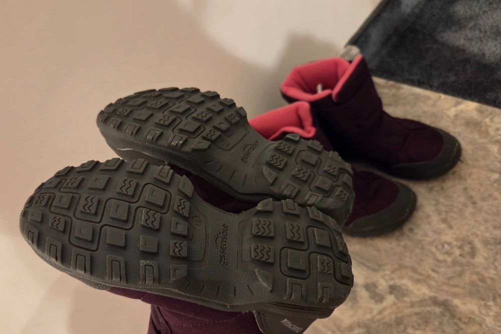 Детски непромукаеми ботиши р-р 28 и 30