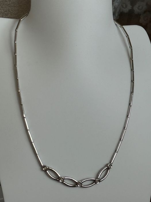 Фино 18К Златно Колие с Диаманти; Тегло 22г, Дължина 45см; Топ Цена!