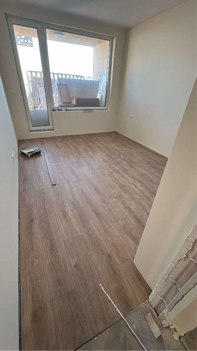 Монтаж на ламиниран паркет