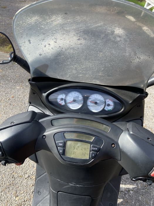 Мотоциклет Piaggio X9 180