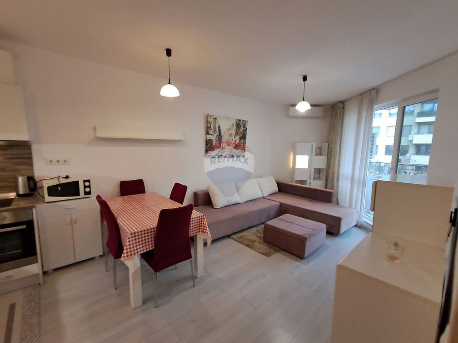 Дава се под наем Двустаен апартамент в Варна, Бриз - 60 кв.м за 548.25 € - Снимка #2