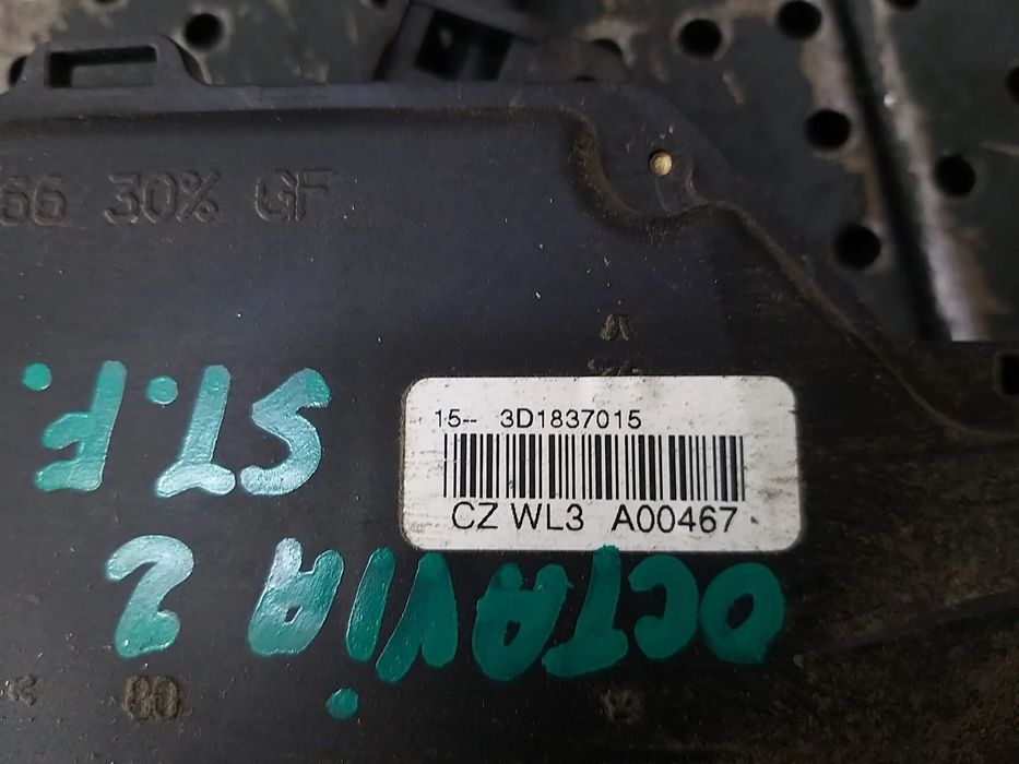 Broasca usa stanga fata skoda octavia 2 1z 3d1837015