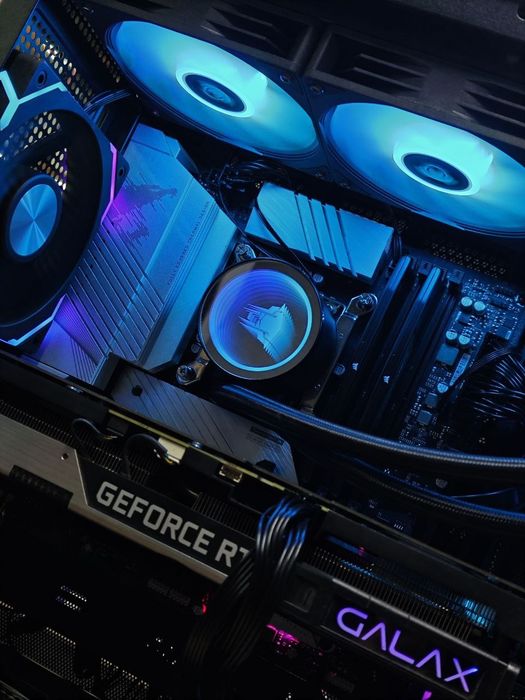 I7 14700F/SSD M2 1T/RTX 5070/z790