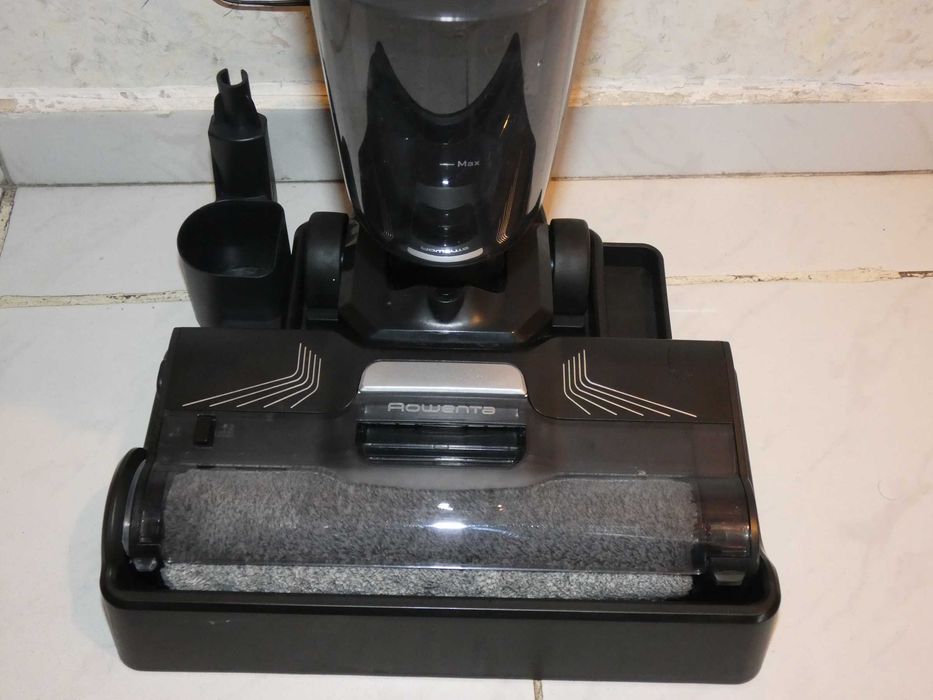 Rowenta X-Clean 4 акумулаторна вертикална прахосмукачка моп