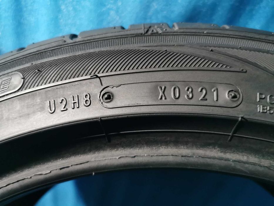 225/45 ZR17 - falken runflat 2 bucati