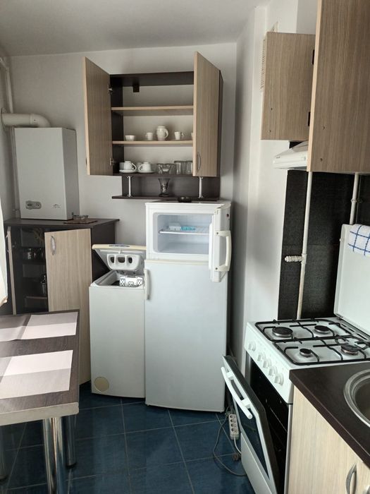 Inchiriere garsoniera - zona linistita/centrala (Disponibila din 15 iunie)