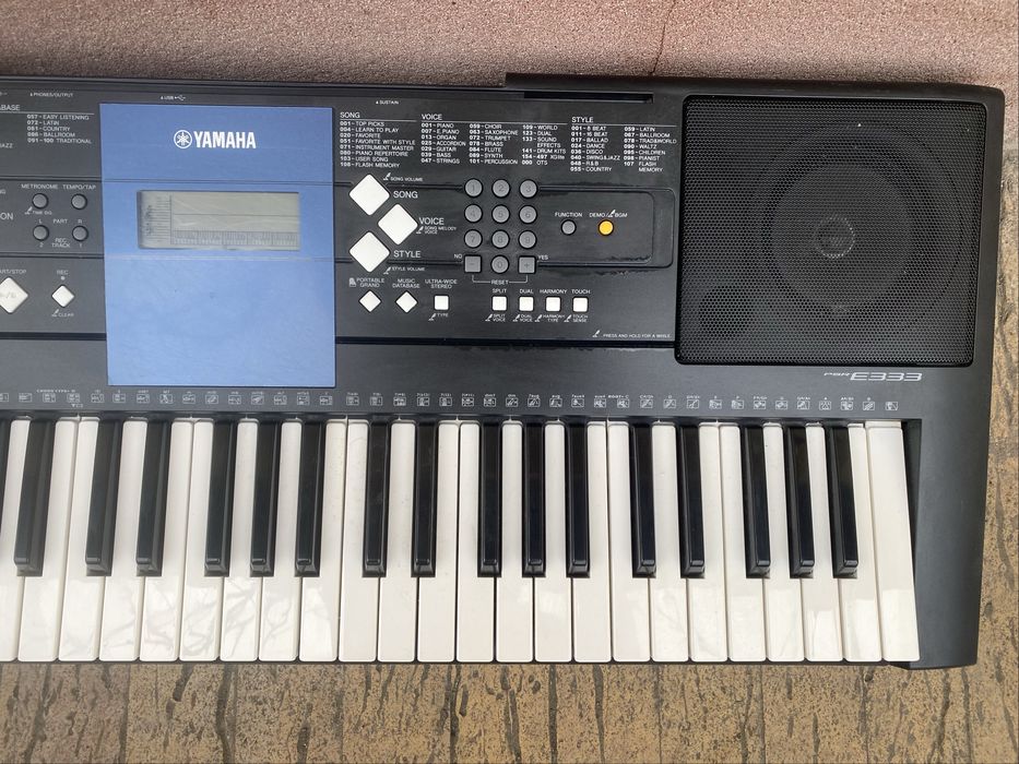 Yamaha PSR-E303 Yamaha