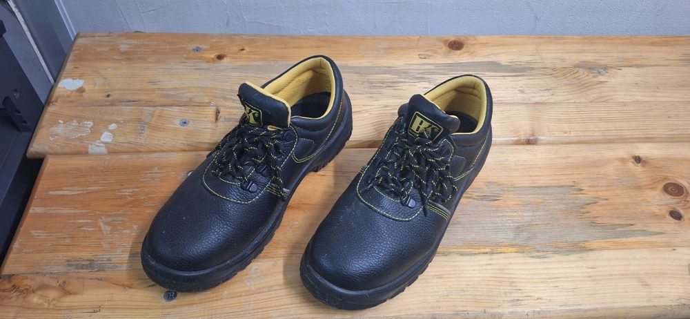 Работни обувки Black Night