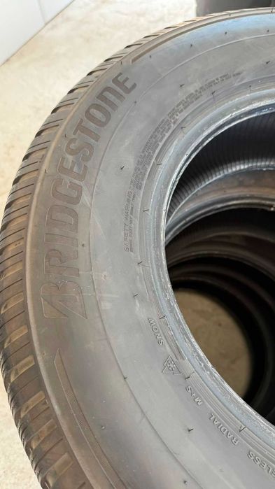 Зимни Гуми Bridgestone 245 70 16 туранза