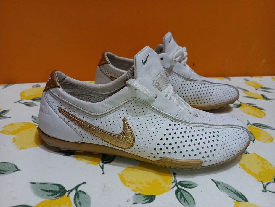 Nike кожени N 38 - 18 лв
