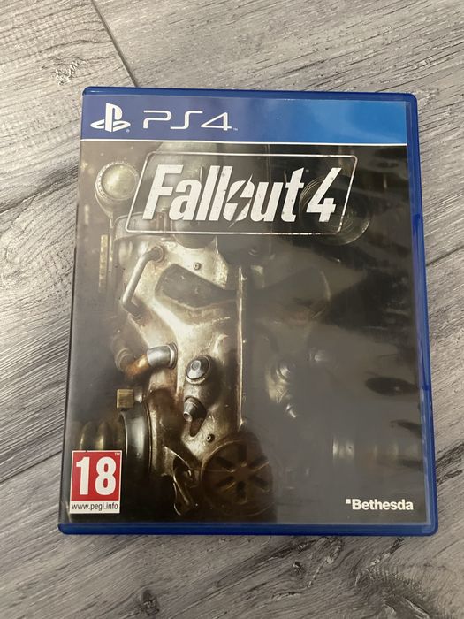 Vând joc pentru PS4 – Fallout 4