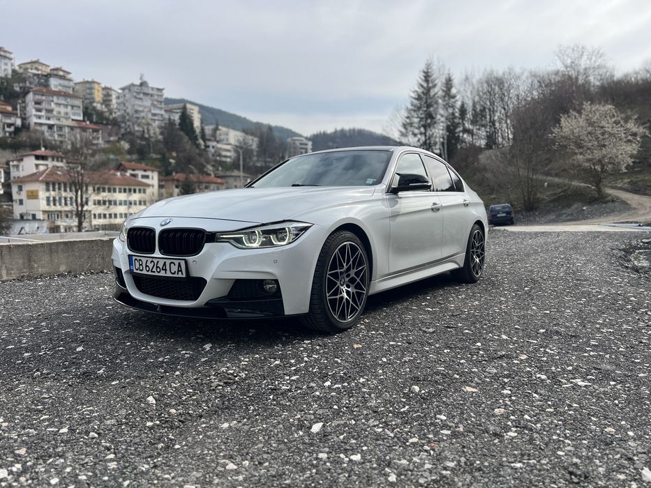 BMW f30 330i xDrive 2017г.