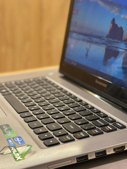 Продам ноутбук LENOVO