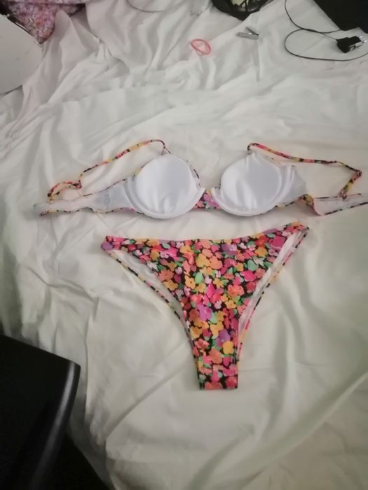 Дамски бански полувинки