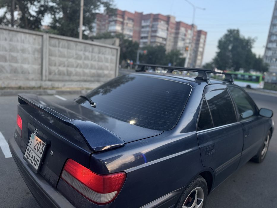 Продам Toyota Carina