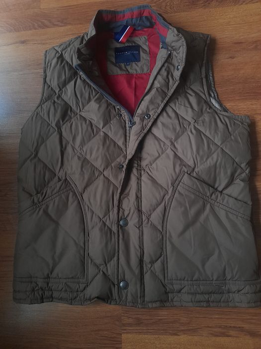 Tommy Hilfiger мъжки елек M размер.