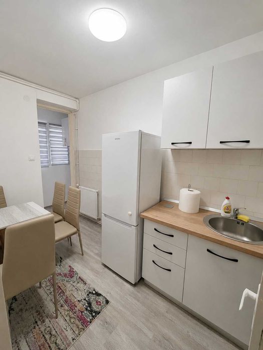 Apartament decomandat 2 camere Strand I