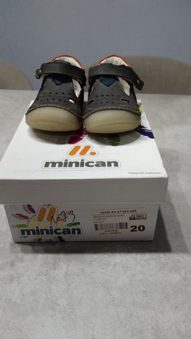 Сандали -кроссовки 20р.  На мальчика