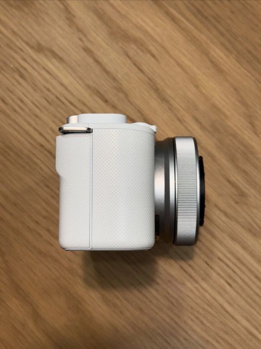 Фотоаппарат Sony ZV E10 4K