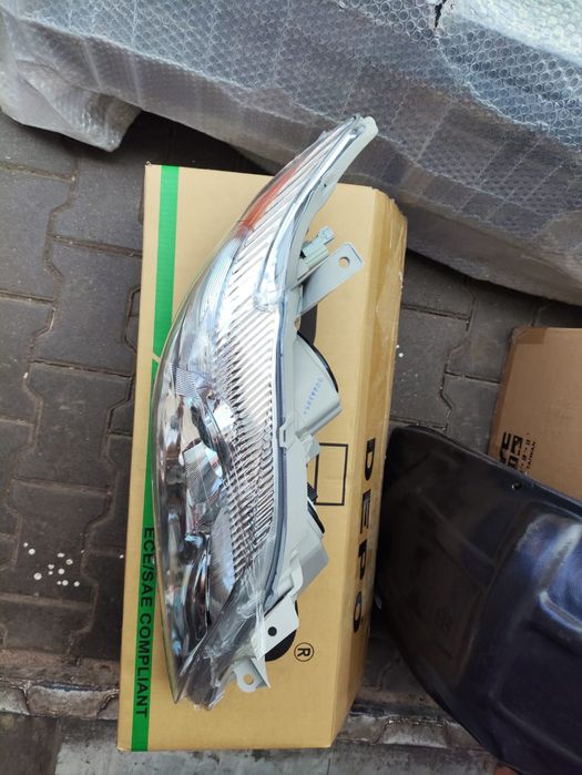 Камри 45  фара депо тайвань