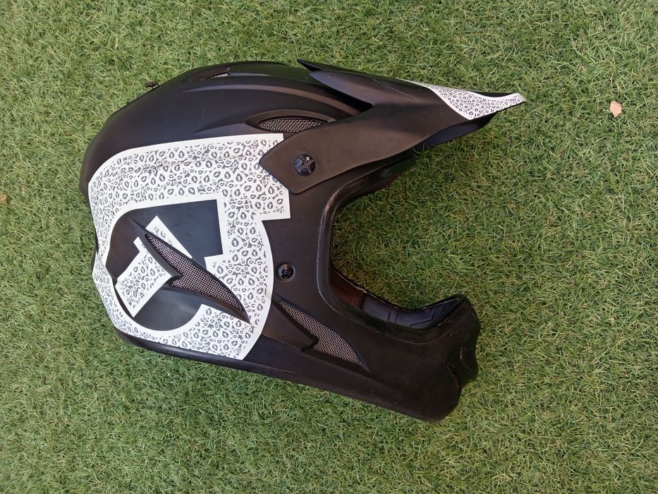 каска SIXSIXONE fullface