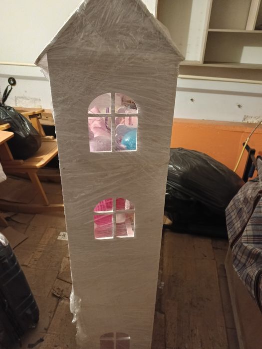 Продам детский шкаф - домик для кукол