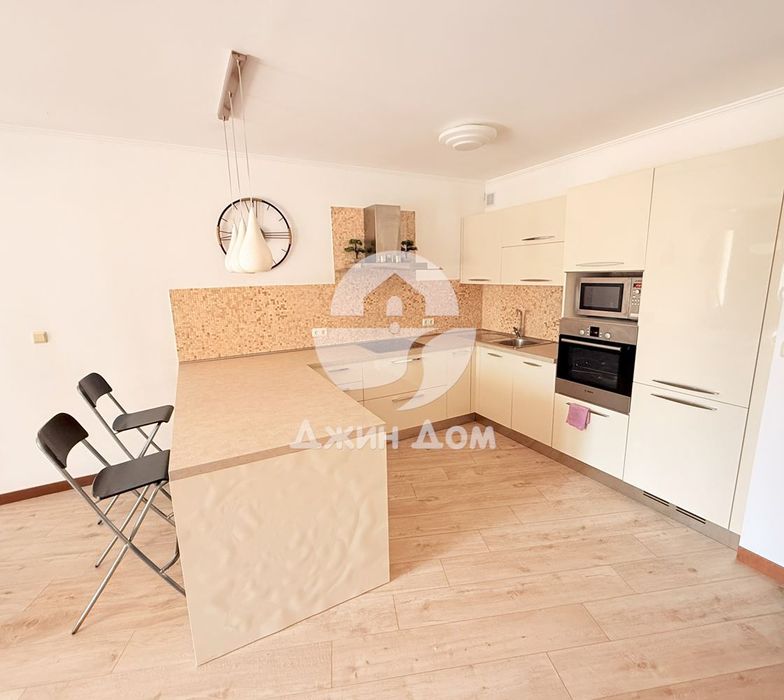 Продава се Четиристаен апартамент в Свети Влас - 205 кв.м за 896 €/кв.м - Снимка #2