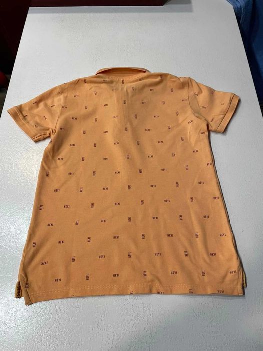 Костюм за момче и тениска в перфектно състояние