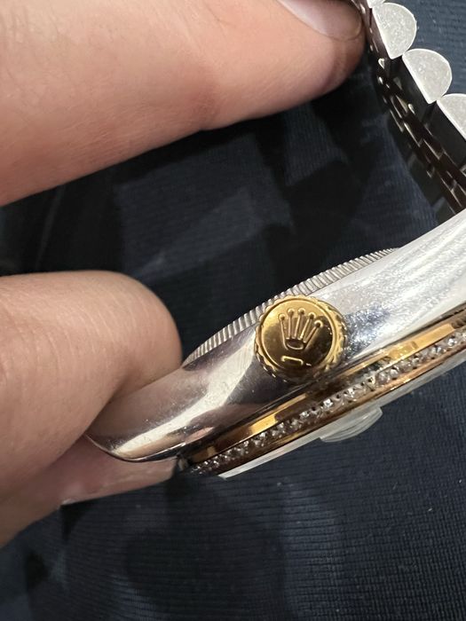 Продам часы наручные