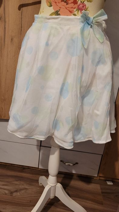 Fusta damă elegantă