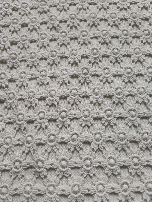 Пуловери и блузи размер Л LcWaikiki