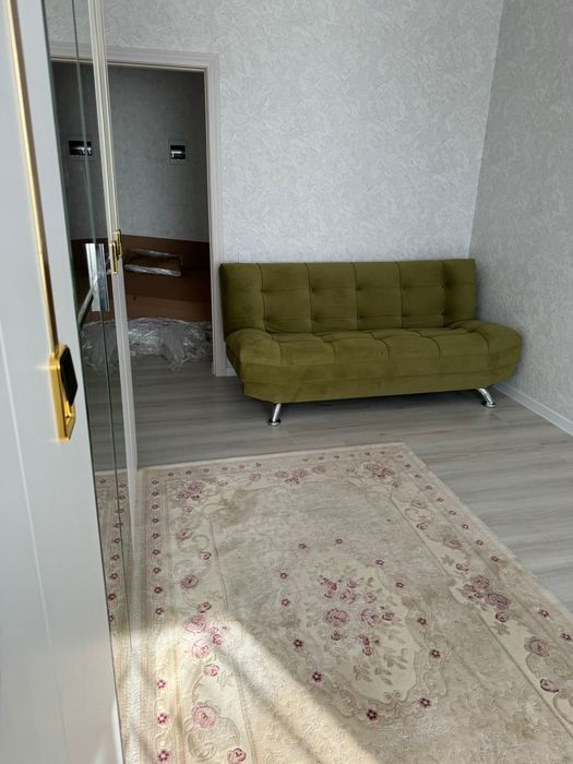 Продаётся 2 х ком квартира