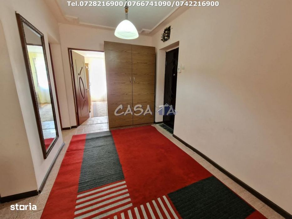 Apartament 3 camere, situat in Targu Jiu, Str. G-ral Christian Tell