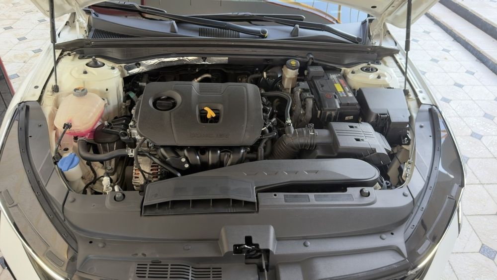 Kia k5 reystyling