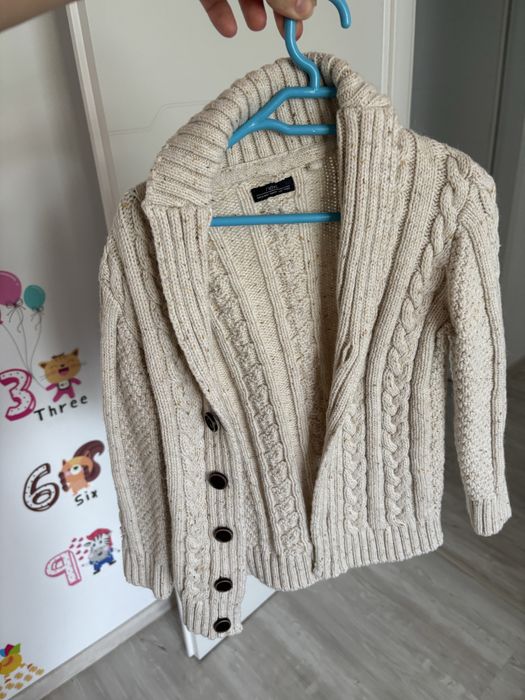 pulover next 3-4 ani