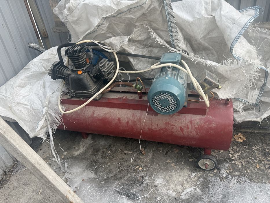 Продам компрессор